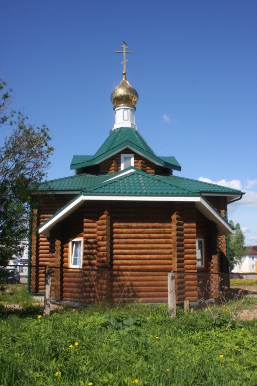 Молоково. Церковь Троицы Живоначальной (новая). фасады