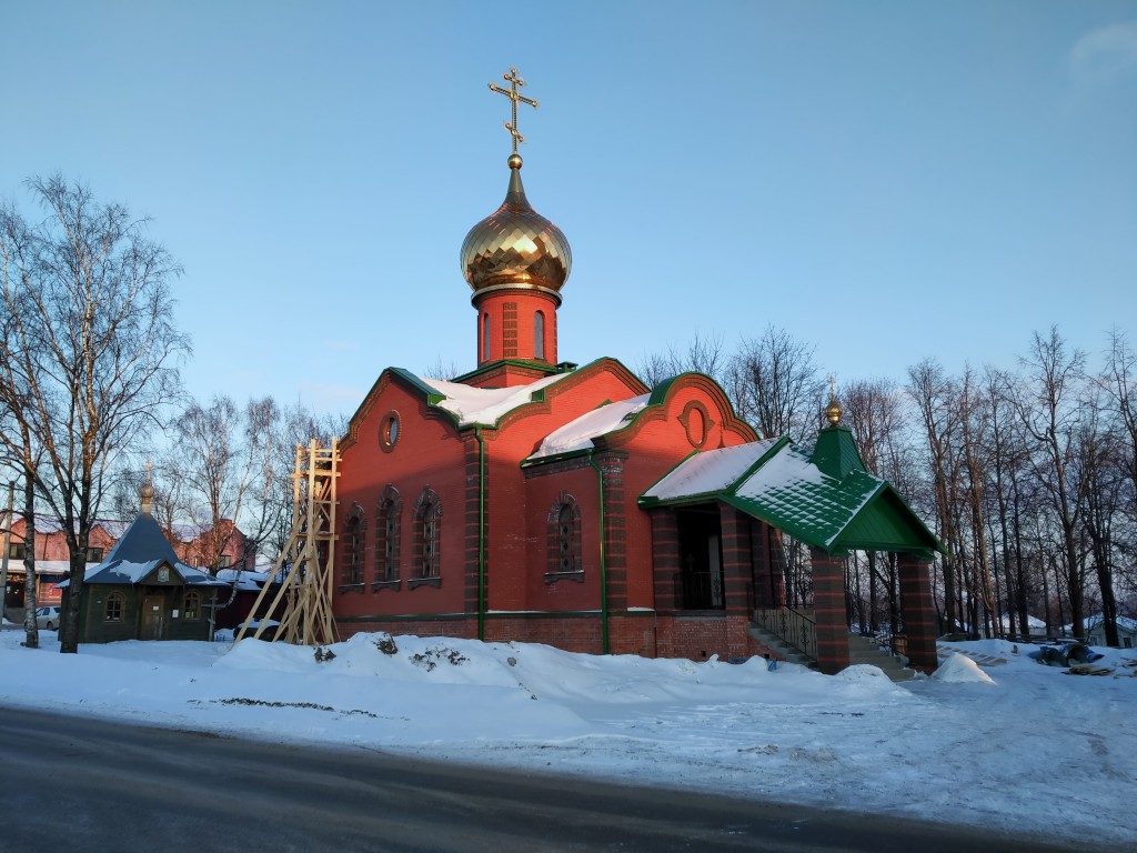 Красный Холм. Церковь Троицы Живоначальной. документальные фотографии