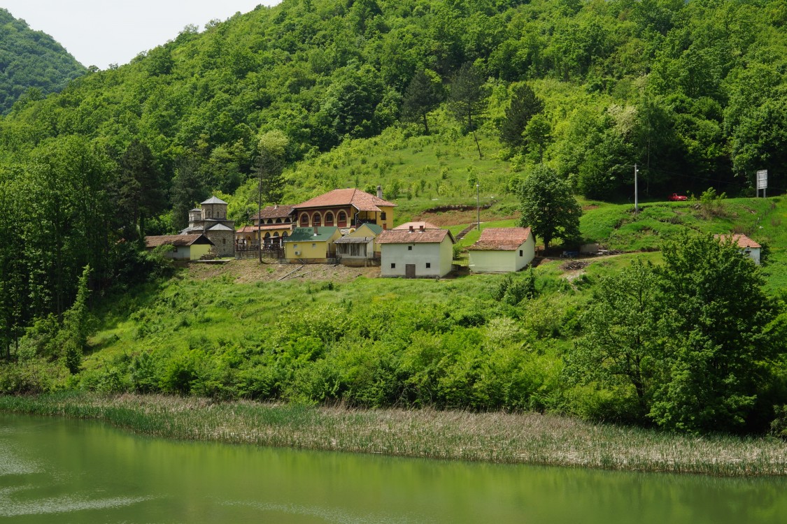 Кабларский Иоанно-Рождественский монастырь, Рошци (Моравичский округ, Сербия). дополнительная информация