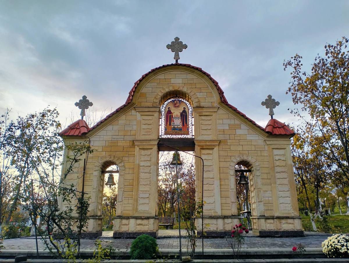 Часовня Иоакима и Анны и Петра и Февронии, Ессентуки (Ессентуки, город, Ставропольский край). фасады