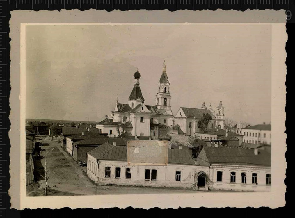 Собор Успения Пресвятой Богородицы, Невель (Невельский район, Псковская область). архивная фотография, Северный фасад храма. Фото 1941 г. с аукциона e-bay.de