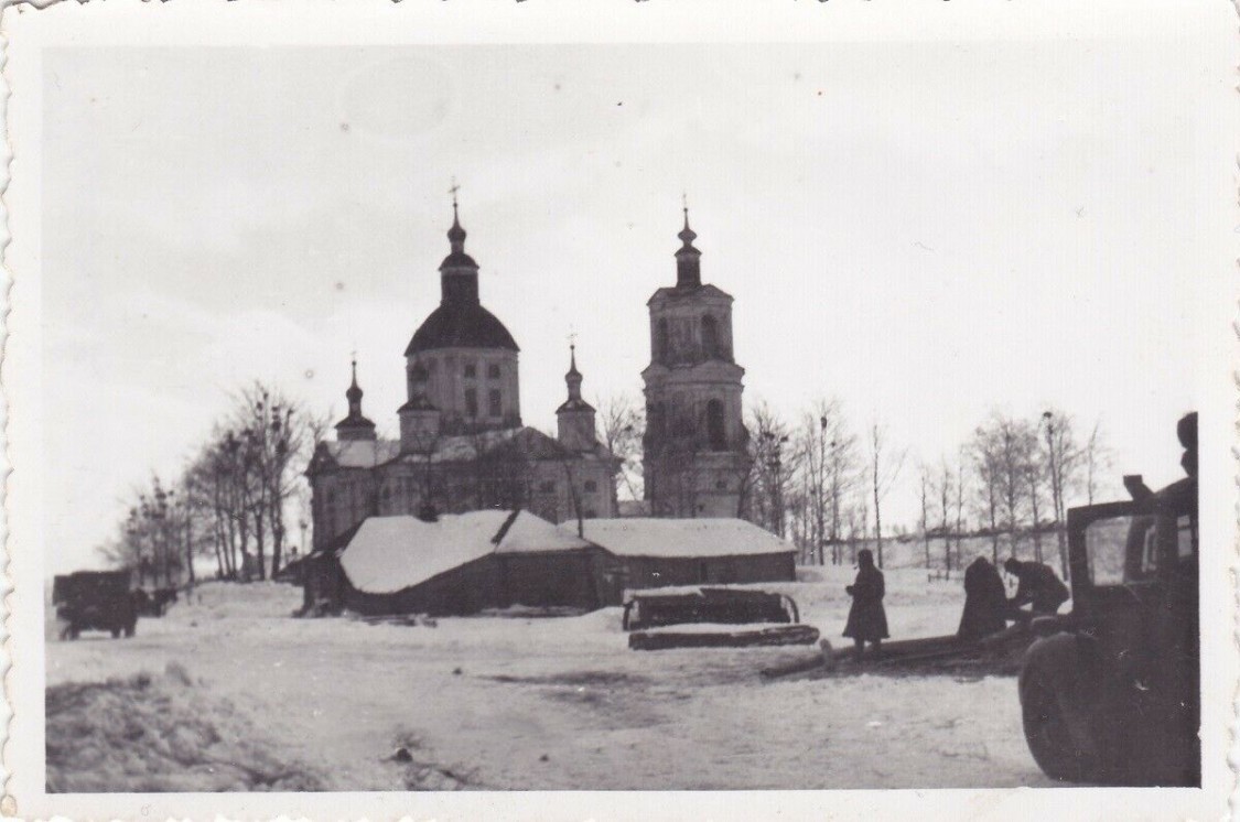 Церковь Троицы Живоначальной (старая), Вёшки (Угранский район, Смоленская область). архивная фотография, Фото 1942 г. с аукциона e-bay.de