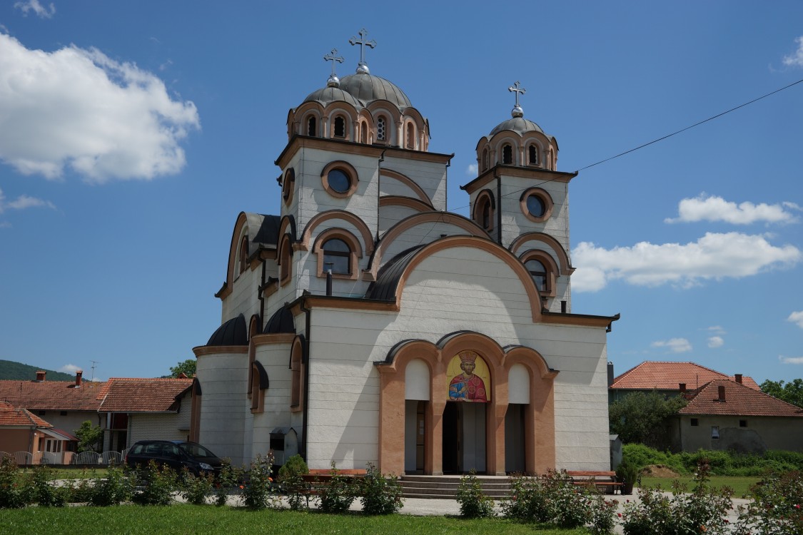 Церковь Стефана Лазаревича, Деспотовац (Поморавский округ, Сербия). фасады
