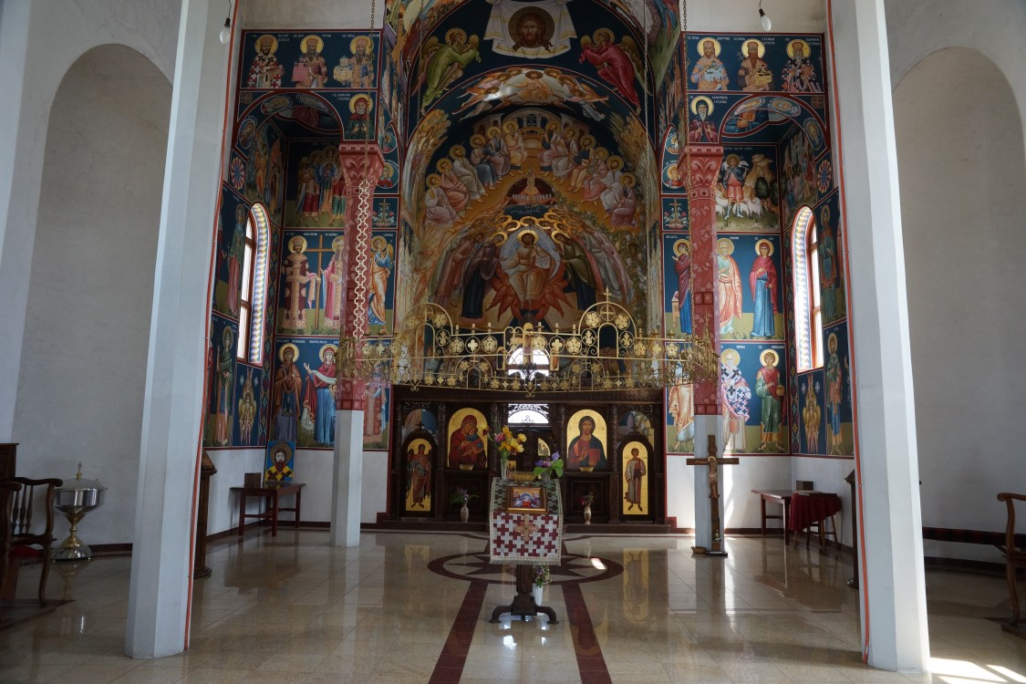 Церковь Стефана Лазаревича, Деспотовац (Поморавский округ, Сербия). интерьер и убранство