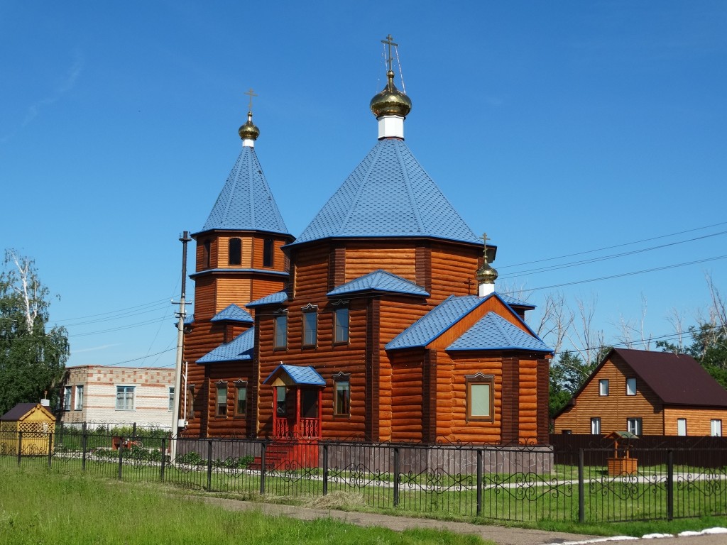 Церковь Рождества Пресвятой Богородицы, Золотоношка (Стерлитамакский район, Республика Башкортостан). фасады