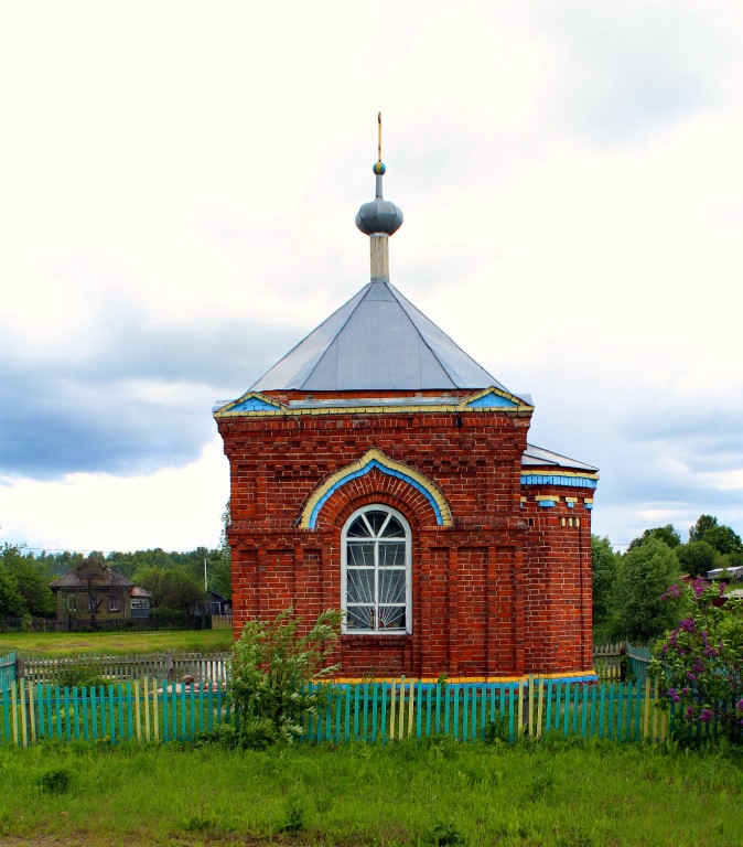 Щербинино. Часовня Петра и Павла. фасады