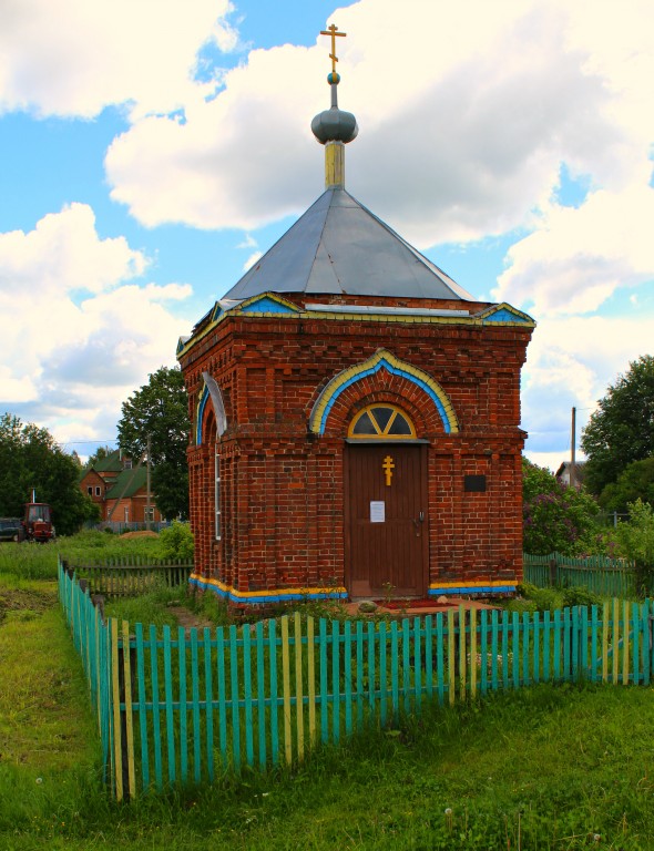 Щербинино. Часовня Петра и Павла. фасады