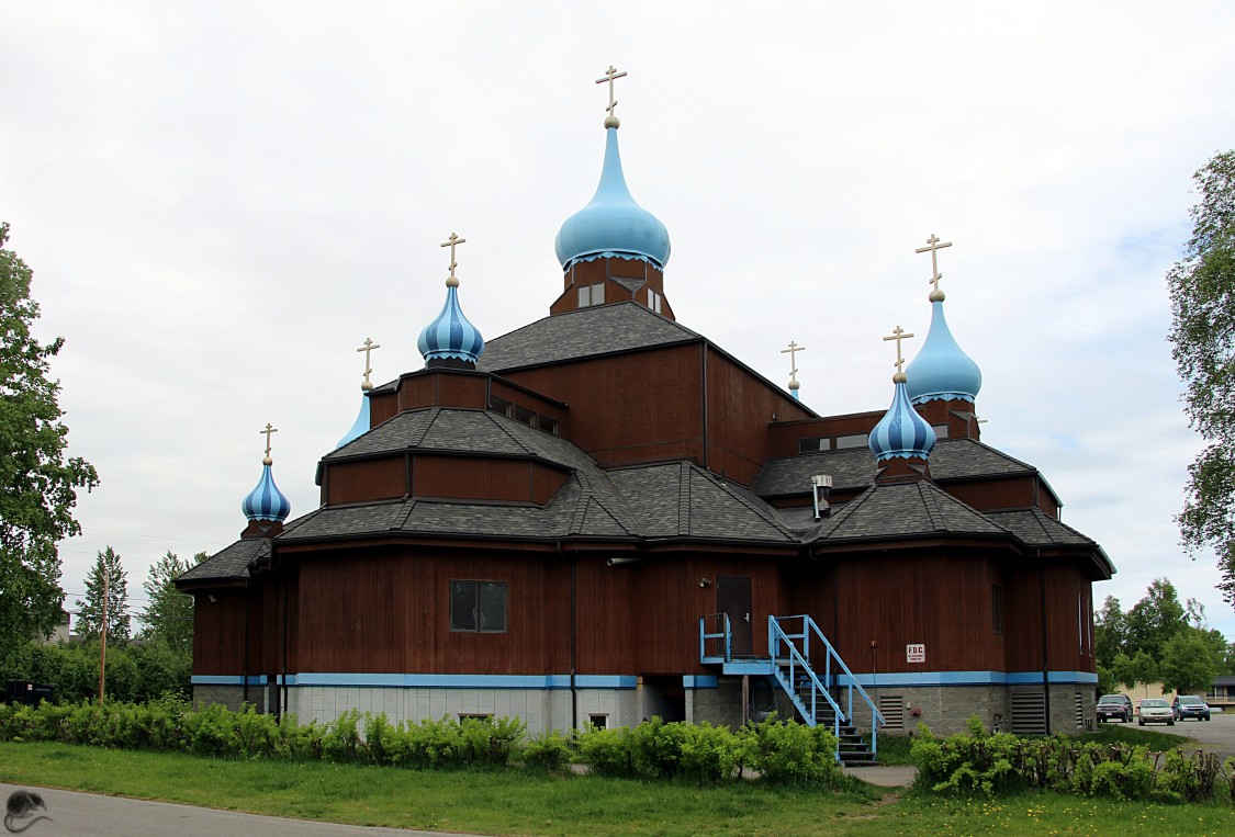Собор Иннокентия, епископа Иркутского, Анкоридж (Аляска, США). фасады