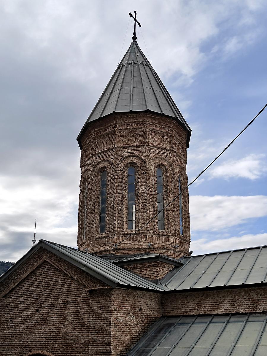 Завершение, архитектурные детали. Церковь Рождества Христова (Квемо Бетлеми), Мтацминдский район (Тбилиси, город, Грузия)