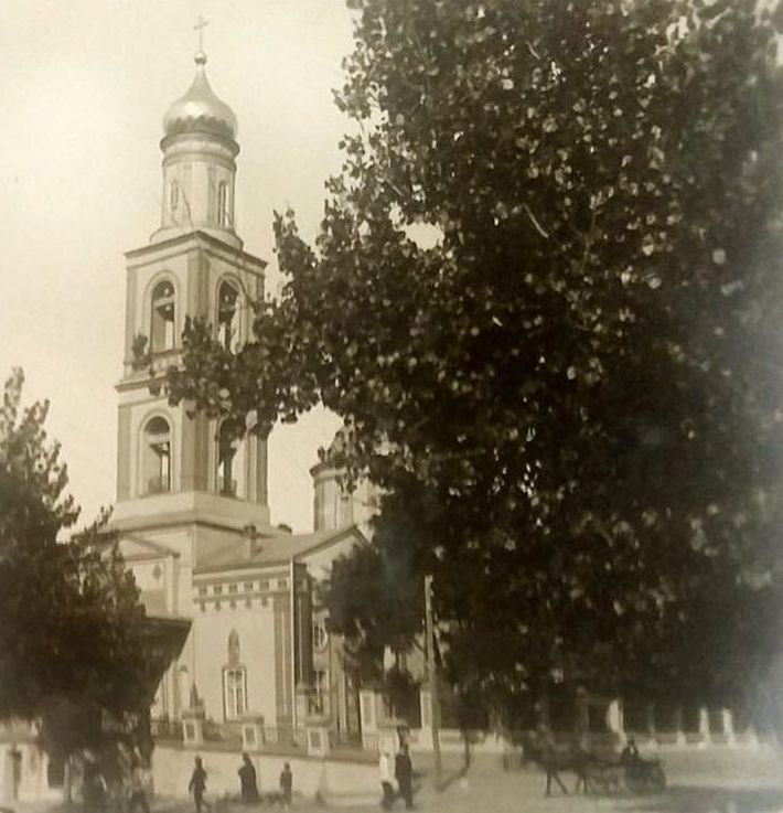 Церковь Михаила Архангела в Немышлянской слободе, Харьков (Харьков, город, Украина, Харьковская область). архивная фотография, Архангело-Михайловская церковь. Дата съёмки неизвестна