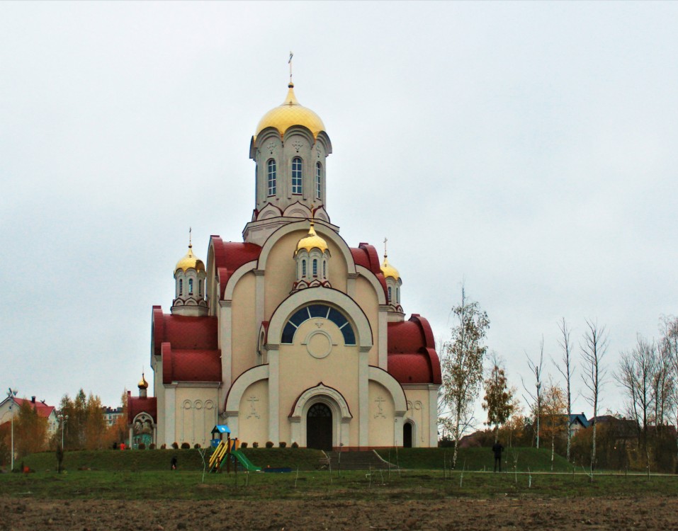 Калининград. Церковь Лидии мученицы (каменная). фасады