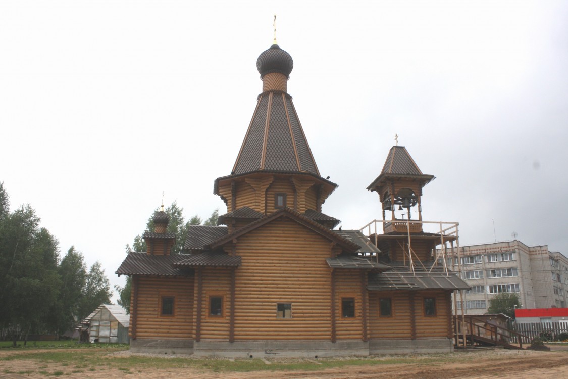 Церковь Тихвинской иконы Божией Матери, Жуков (Жуковский район, Калужская область). фасады