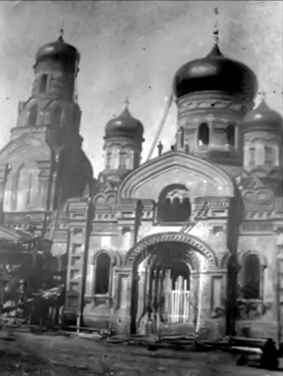Опошня. Церковь Троицы Живоначальной (старая). архивная фотография, Частная коллекция. Фото 1920-х годов
