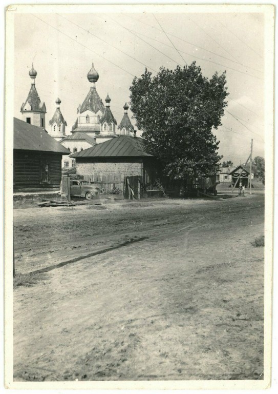 Сновск. Церковь Николая Чудотворца. архивная фотография, Вид с южной стороны. Фото 1941 г. с аукциона e-bay.de