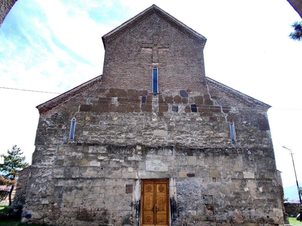 Урбниси. Церковь Стефана архидиакона. фасады, Вид с запада