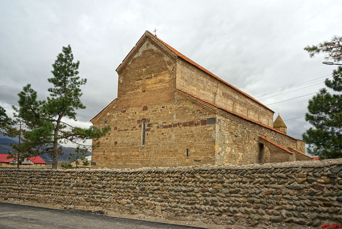 Урбниси. Церковь Стефана архидиакона. фасады