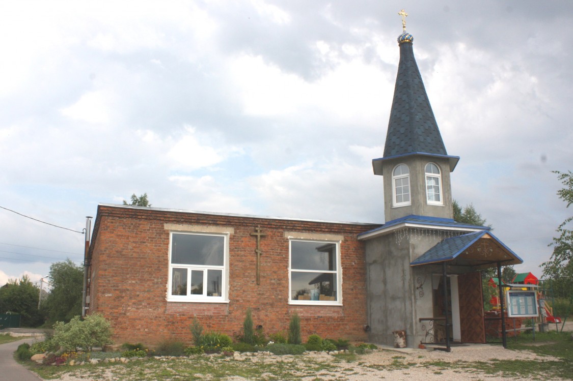 Суворов. Церковь Покрова Пресвятой Богородицы (новая). фасады