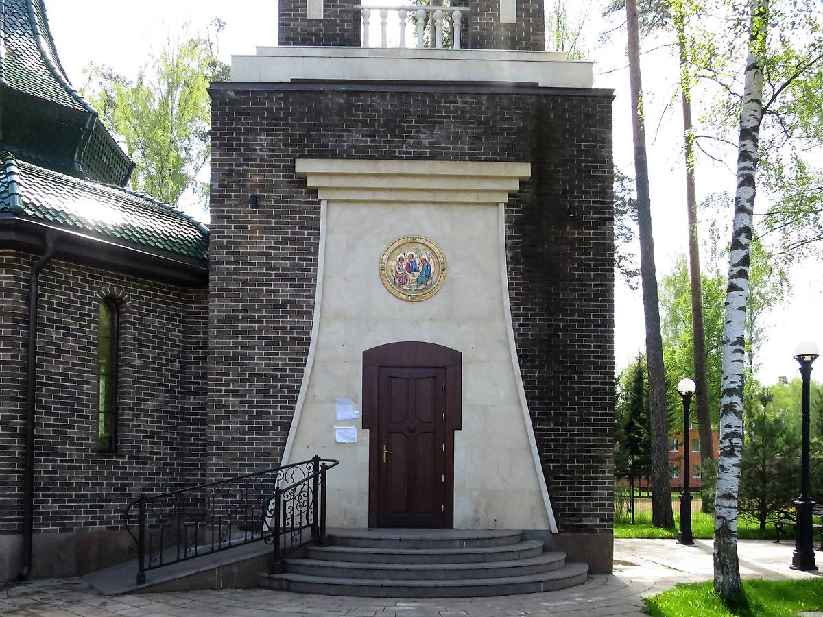 архитектурные детали. Церковь Иоанна Богослова, Заветы Ильича (Пушкинский район и гг. Ивантеевка, Королёв, Московская область)