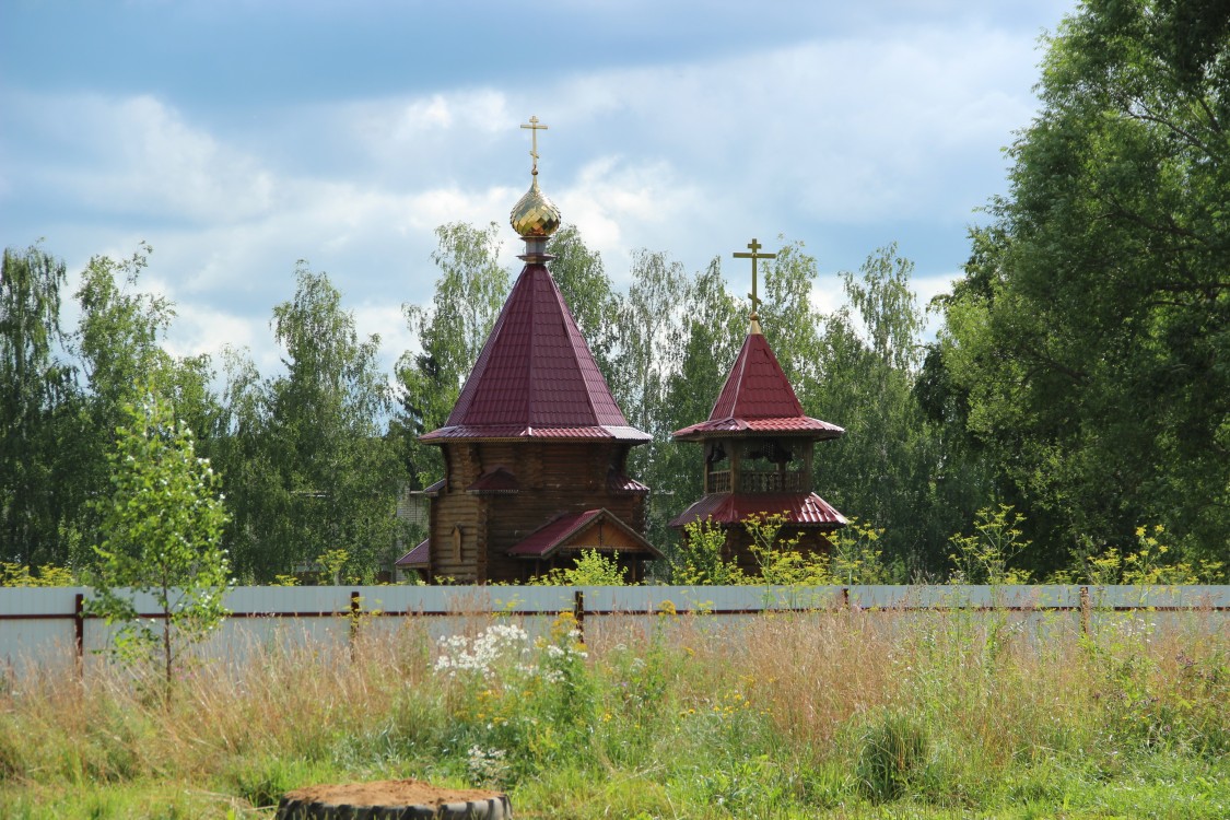 Вятское. Церковь Георгия Победоносца при учебном центре УВД. фасады