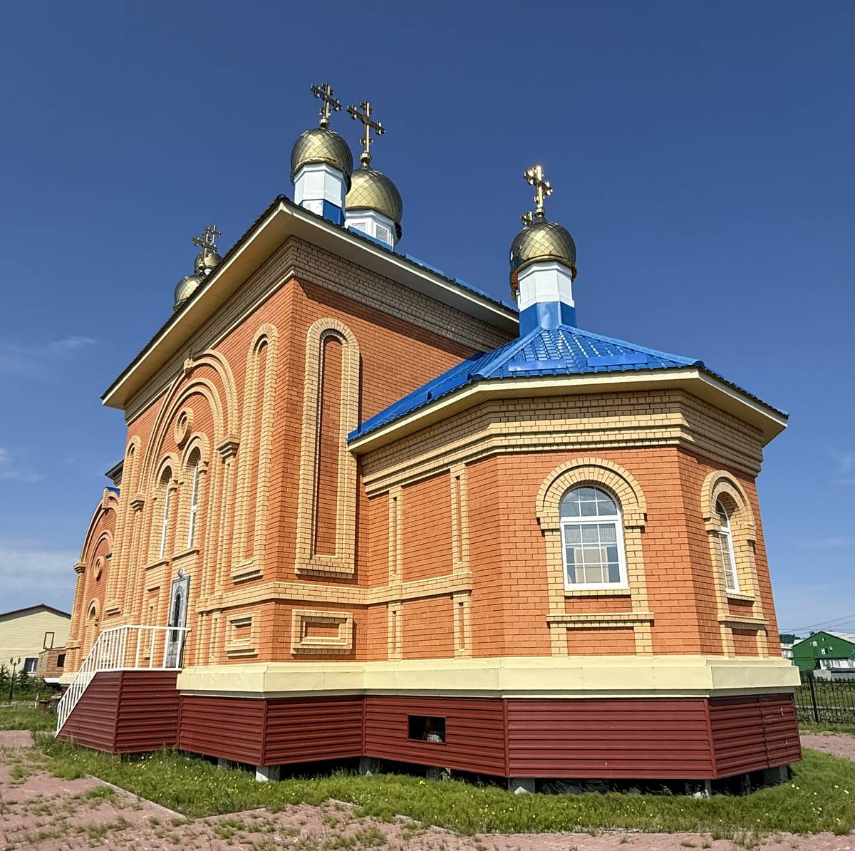 Церковь Покрова Пресвятой Богородицы, Тазовский (Тазовский район, Ямало-Ненецкий автономный округ). фасады, Вид с юго-востока