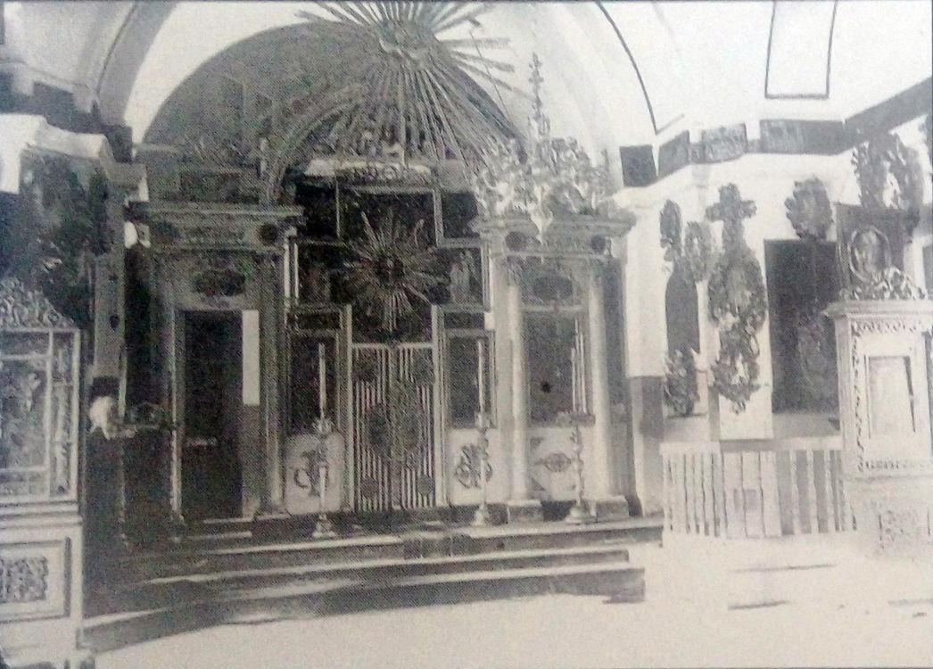 Церковь Василия Блаженного, Кострома (Кострома, город, Костромская область). архивная фотография, Внутренний вид храма перед его закрытием. Фото 1929 г. из книги 