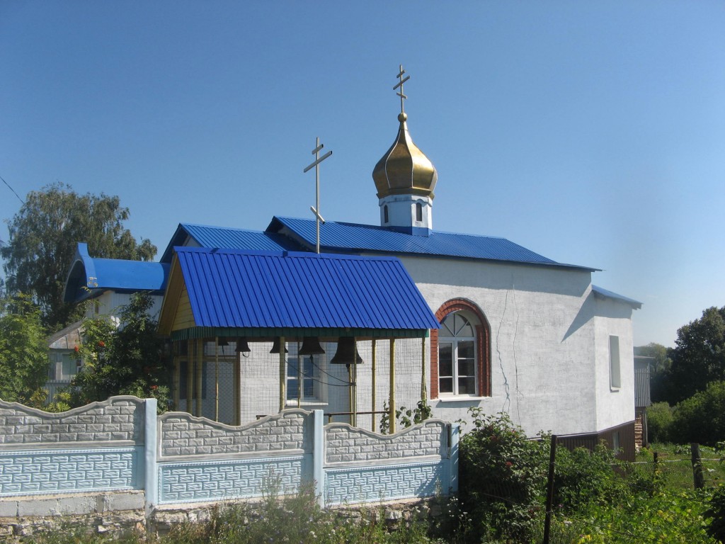 Церковь Троицы Живоначальной, Новые Карамалы (Миякинский район, Республика Башкортостан). фасады, Вид церкви с южной стороны.