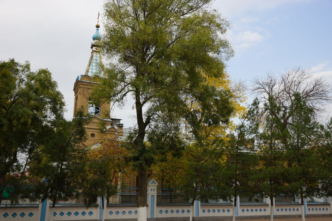 Самарканд. Церковь Покрова Пресвятой Богородицы. фасады