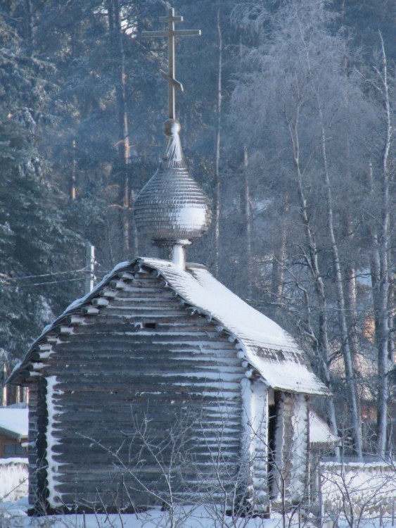Амвросиевский скит Оптиной пустыни. Часовня Успения Пресвятой Богородицы, Сосновый Бор (Выборгский район, Ленинградская область). фасады, Часовня
