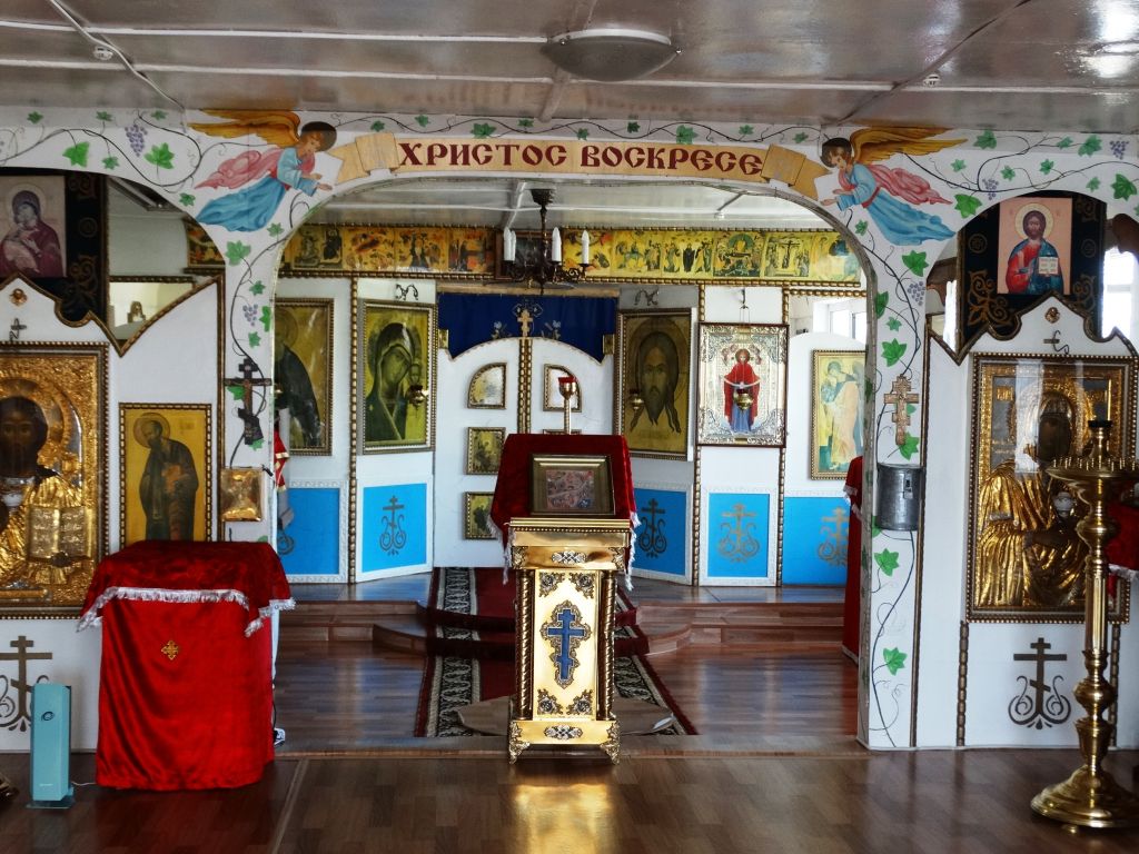 Церковь Покрова Пресвятой Богородицы, Светлый (Светлинский район, Оренбургская область). интерьер и убранство