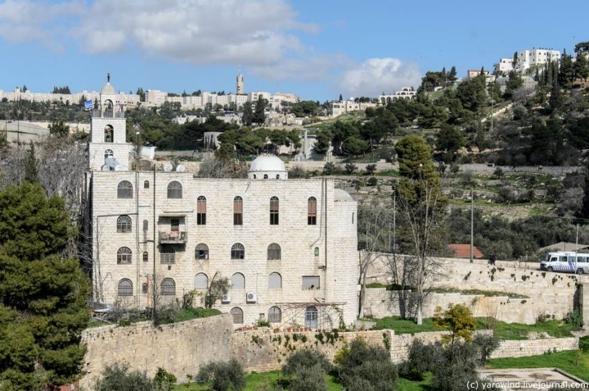 Иерусалим - Новый город. Монастырь Стефана архидиакона. Церковь Стефана архидиакона. фасады