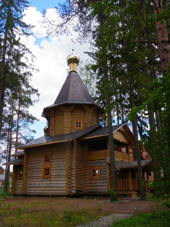 Церковь Николая Чудотворца, Карташевская (Гатчинский район, Ленинградская область). фасады