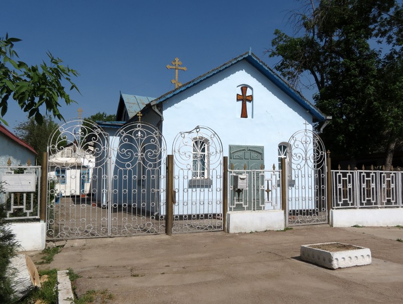 Церковь Николая Чудотворца, Гулистан (Голодная Степь, Мирзачуль) (Узбекистан, Прочие страны). общий вид в ландшафте