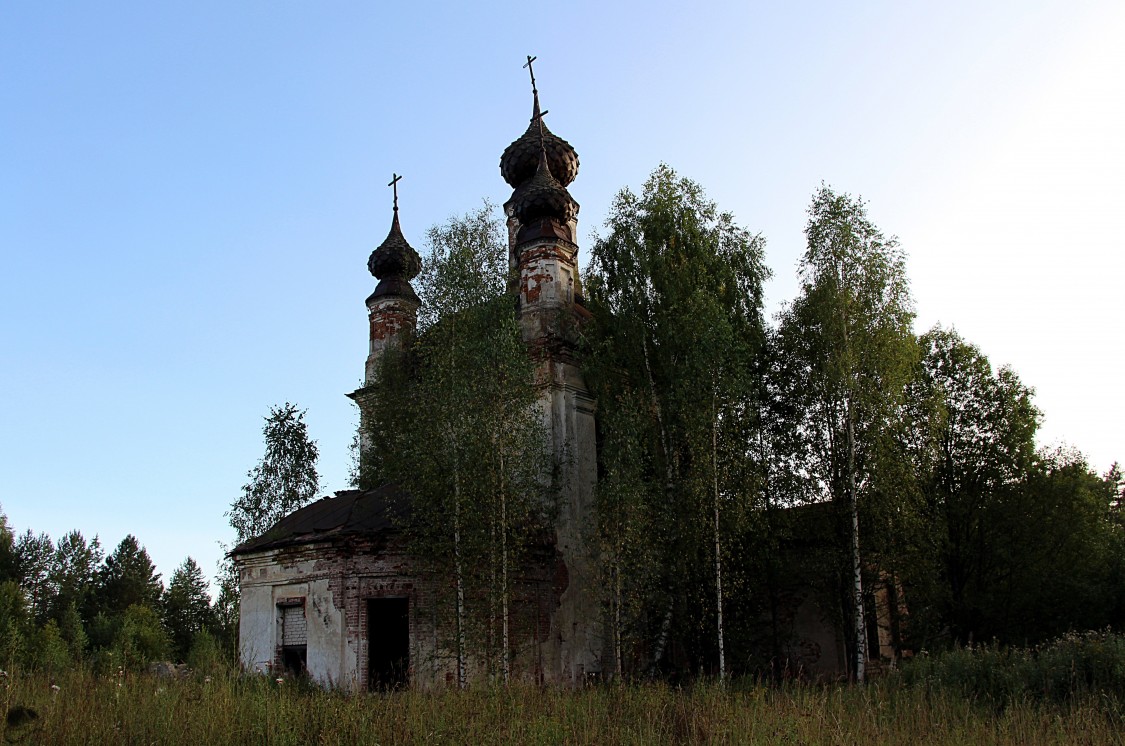 Церковь Успения Пресвятой Богородицы, Арсеньева Слобода, урочище (Антроповский район, Костромская область). фасады
