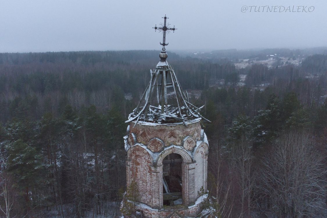 Церковь Успения Пресвятой Богородицы, Арсеньева Слобода, урочище (Антроповский район, Костромская область). архитектурные детали