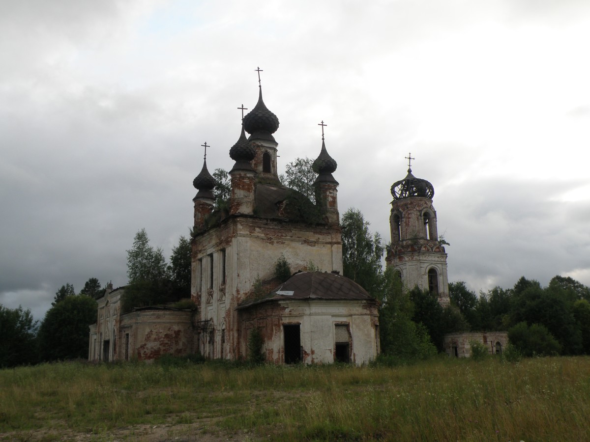 Церковь Успения Пресвятой Богородицы, Арсеньева Слобода, урочище (Антроповский район, Костромская область). фасады