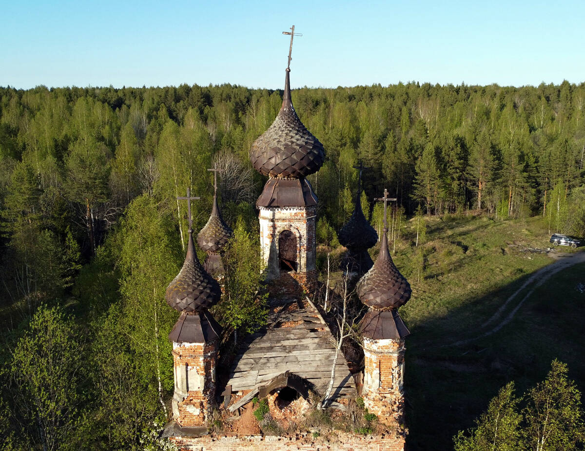 Церковь Успения Пресвятой Богородицы, Арсеньева Слобода, урочище (Антроповский район, Костромская область). фасады