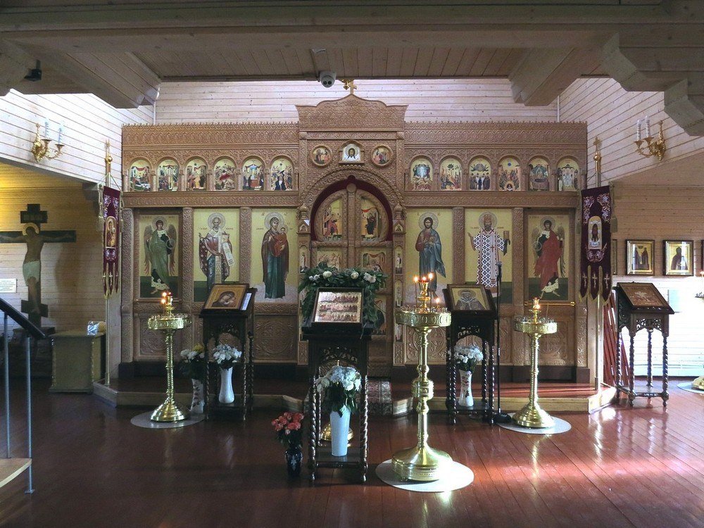Церковь Макария Алтайского (Невского) в Лосиноостровском, Лосиноостровский (Северо-Восточный административный округ (СВАО), г. Москва). интерьер и убранство