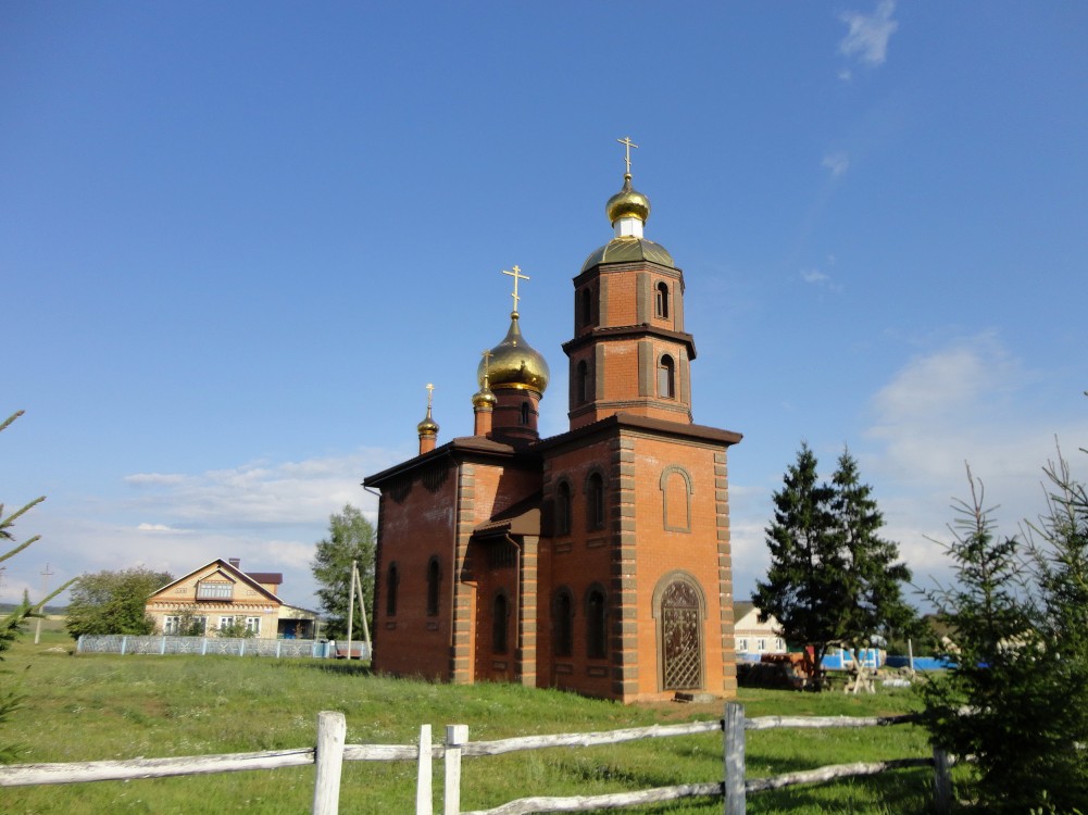 Бишкаин. Церковь Николая Чудотворца. фасады