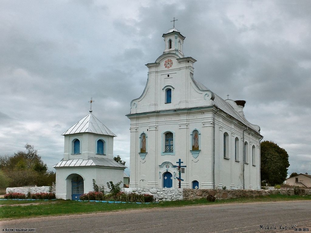 Церковь Успения Пресвятой Богородицы, Бусяжь (Ивацевичский район, Беларусь, Брестская область). фасады