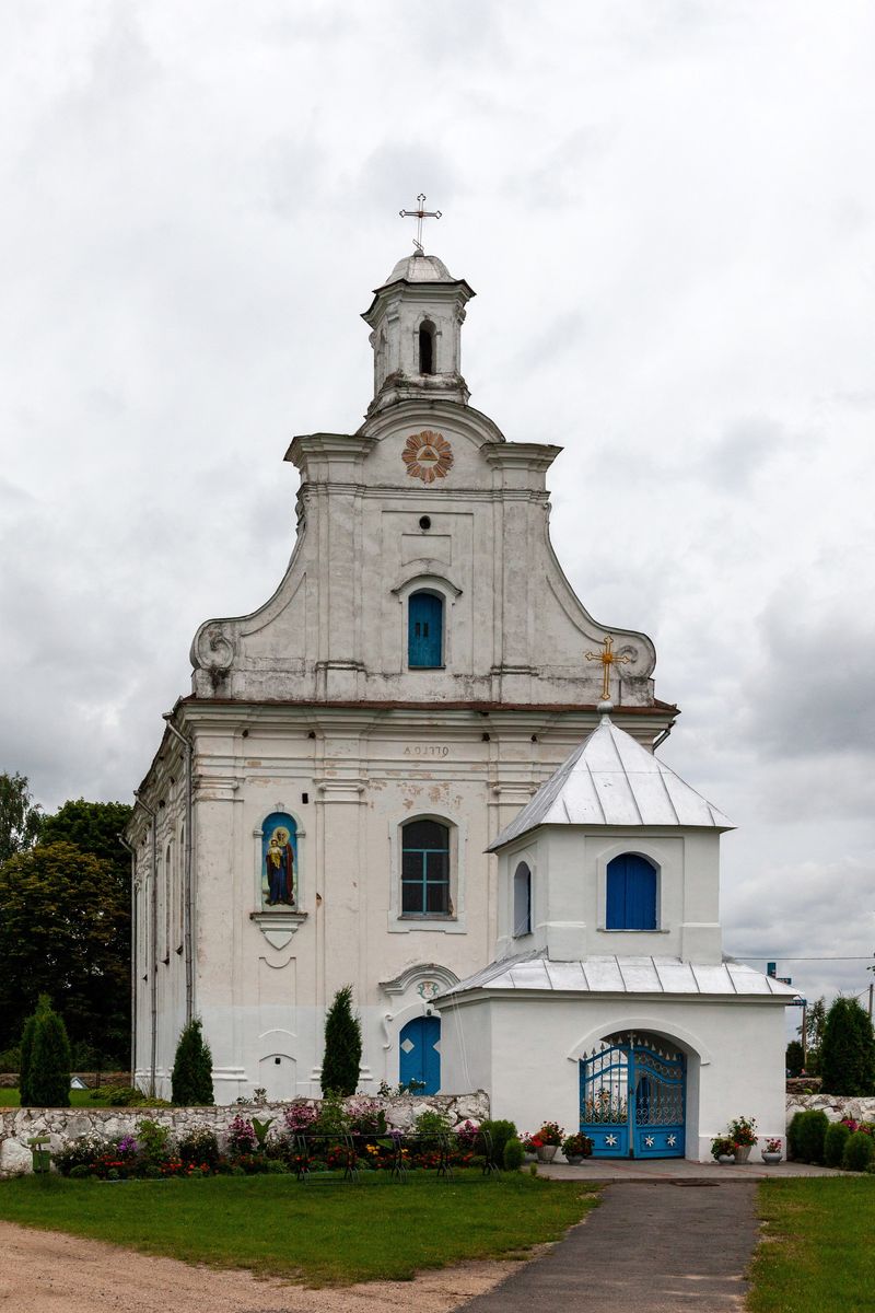 Церковь Успения Пресвятой Богородицы, Бусяжь (Ивацевичский район, Беларусь, Брестская область). фасады