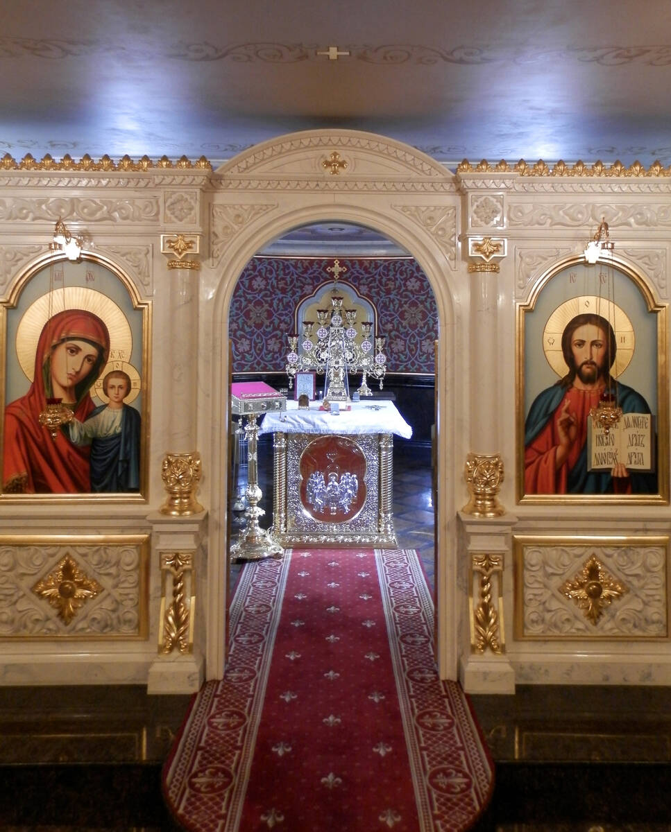 Церковь Илии Пророка, Каргат (Каргатский район, Новосибирская область). интерьер и убранство, Нижний Владимирский крестильный храм.Интерьер.
