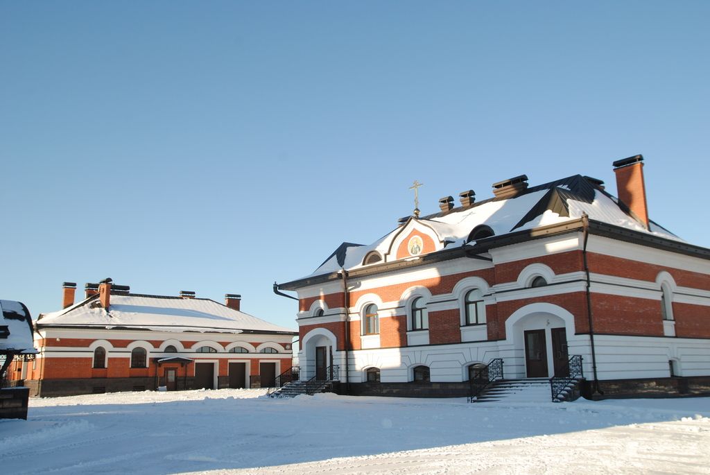 Церковь Илии Пророка, Каргат (Каргатский район, Новосибирская область). дополнительная информация, Церковные постройки