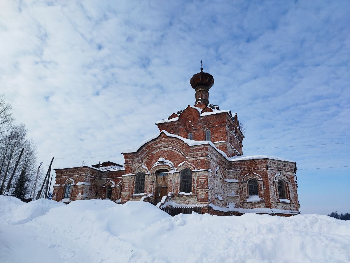 Церковь Спаса Нерукотворного Образа, Сюрсовай (Шарканский район, Республика Удмуртия). фасады