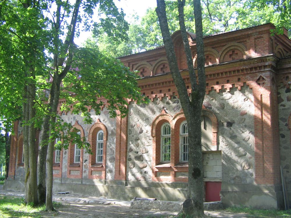Церковь Рождества Иоанна Предтечи, Валдемарпилс (Талсинский край, Латвия). фасады