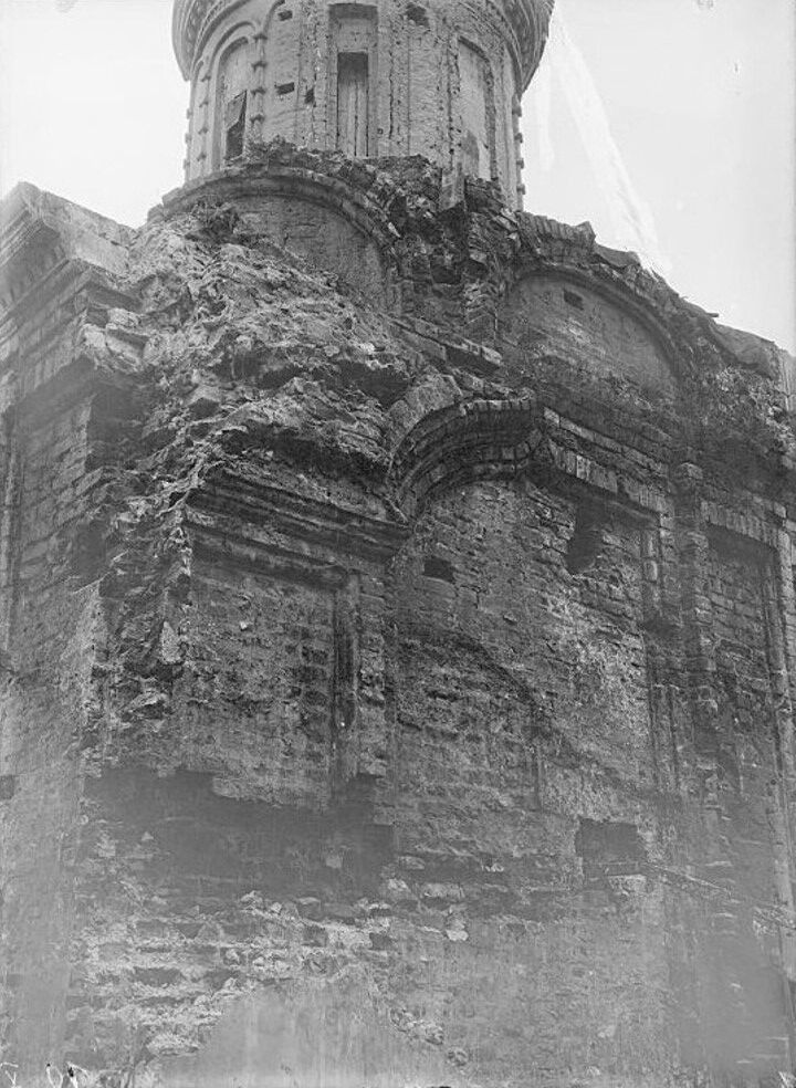 Собор Казанской иконы Божией Матери на Красной площади (старый), Тверской (Центральный административный округ (ЦАО), г. Москва). архивная фотография, Северный фасад в момент разборки. Фото Епанечникова Н.Я. из коллекции ГНИМА. (ГК № 45987280)