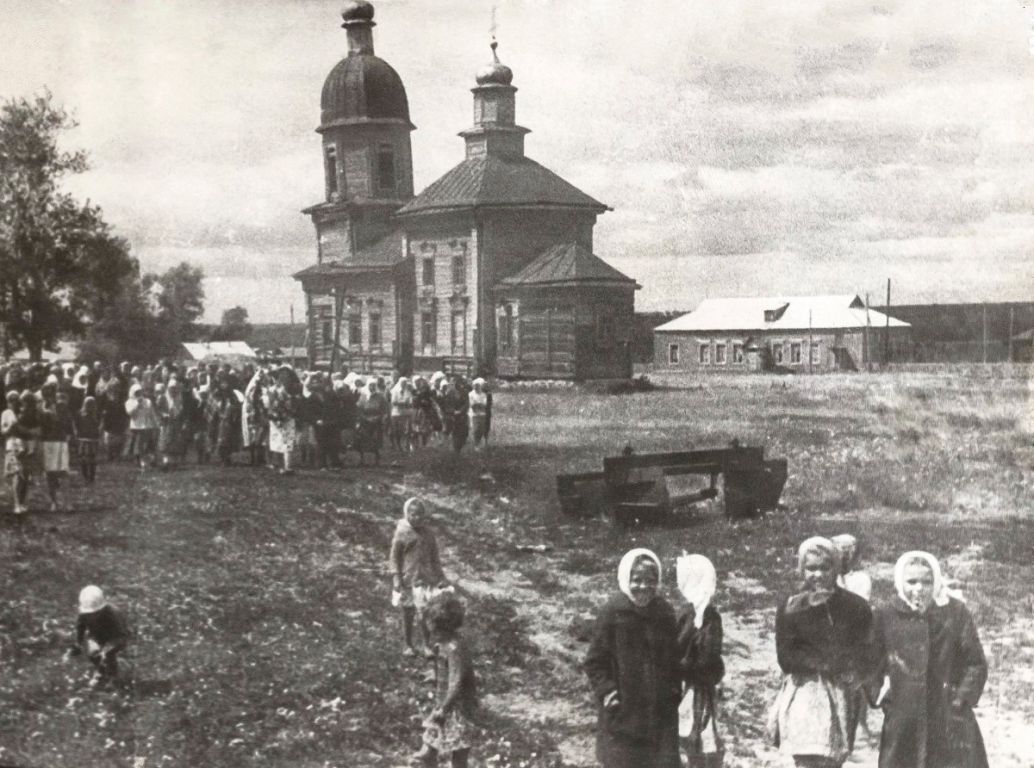 Бима. Церковь Параскевы Пятницы (старая). архивная фотография, Фото 1950-ых годов с сайта Татарстанской митрополии