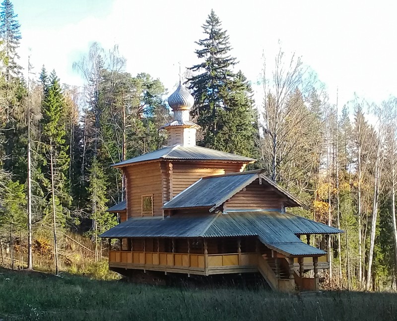 Валаамские острова. Спасо-Преображенский Валаамский монастырь. Скит Серафима Саровского. Церковь Серафима Саровского. общий вид в ландшафте