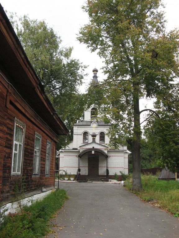 Церковь Воздвижения Креста Господня, Меленки (Меленковский район, Владимирская область). фасады, Вид церкви с ул.Красноармейской