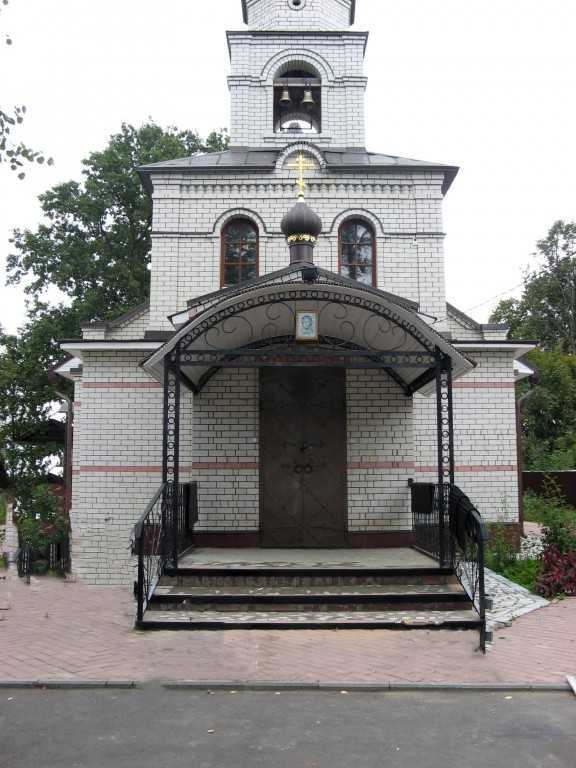 Церковь Воздвижения Креста Господня, Меленки (Меленковский район, Владимирская область). фасады, Западный фасад храма с главными вратами и ярусом звона колокольни
