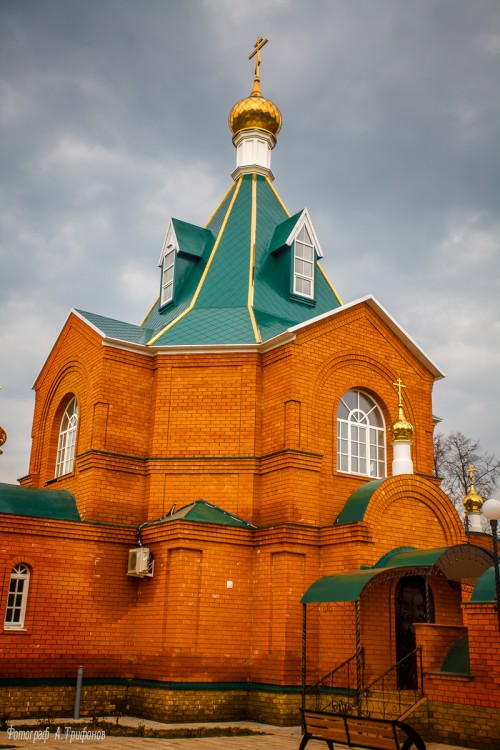 Меленки. Церковь Всех Святых на городском кладбище. фасады